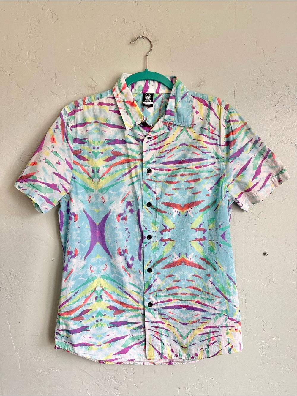 Neff Men’s Colorful Tie-Dye Cotton Short Sleeve Button-Up Shirt Size Small EUC